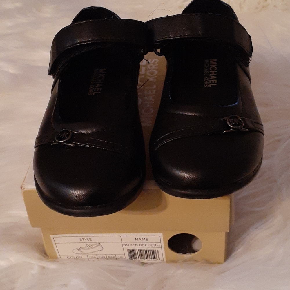 Black Shoes